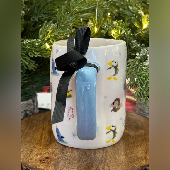 ✨ Brand NEW w/Tags Rae Dunn elf Collection SANTA’S HELPER Mug ✨ - Picture 4 of 12